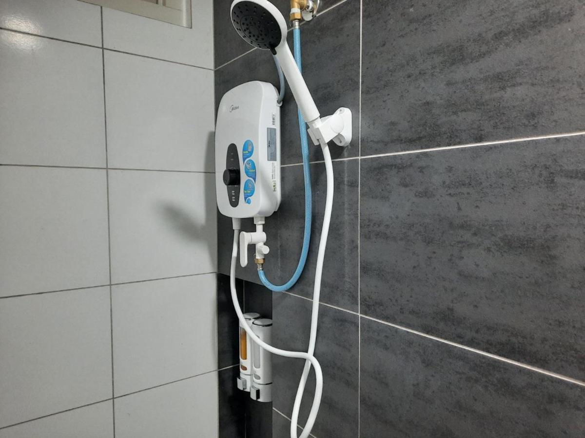 Horizon Suites Near Klia Airport سيبانغ المظهر الخارجي الصورة
